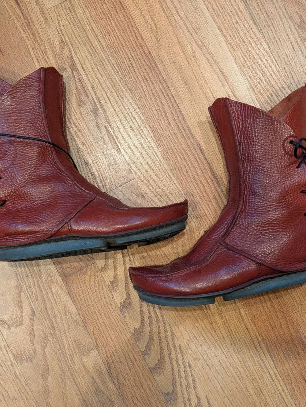 Trippen medieval laced boot, EU38/US8